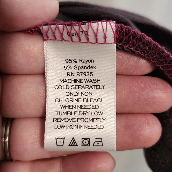 LOGO Womens Colorblock Top Size L Fuchsia Asymmetrical Hem Contemporary - Picture 4 of 6